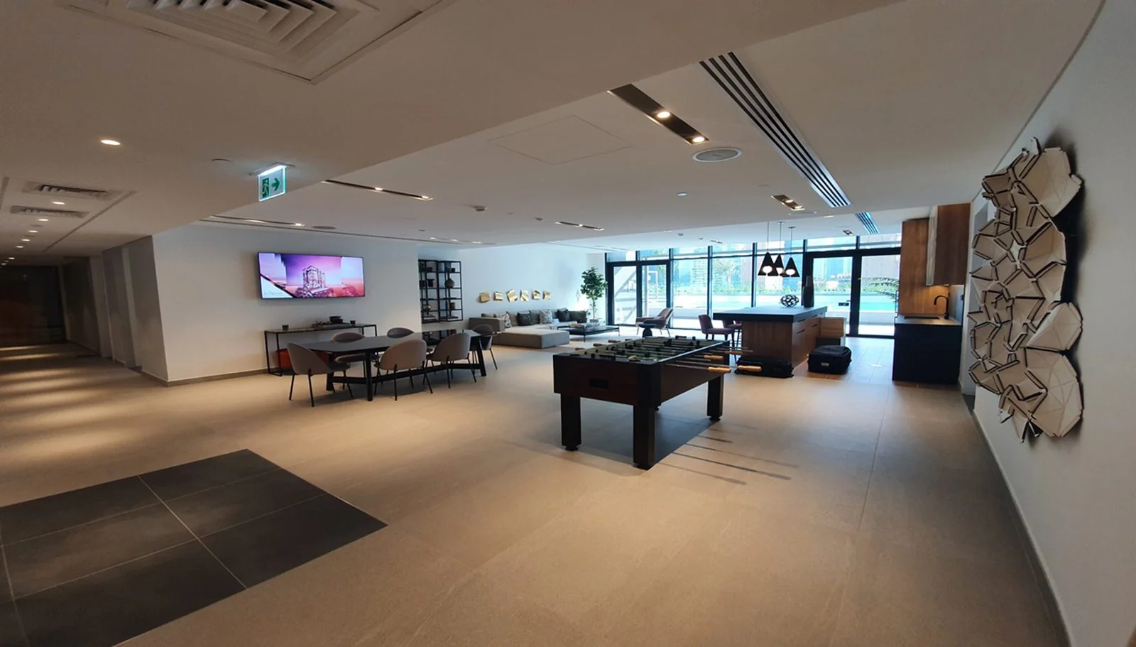 DT1 Ellington Residential Tower — IZEC works