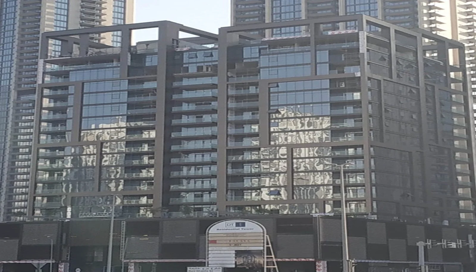 DT1 Ellington Residential Tower — IZEC works
